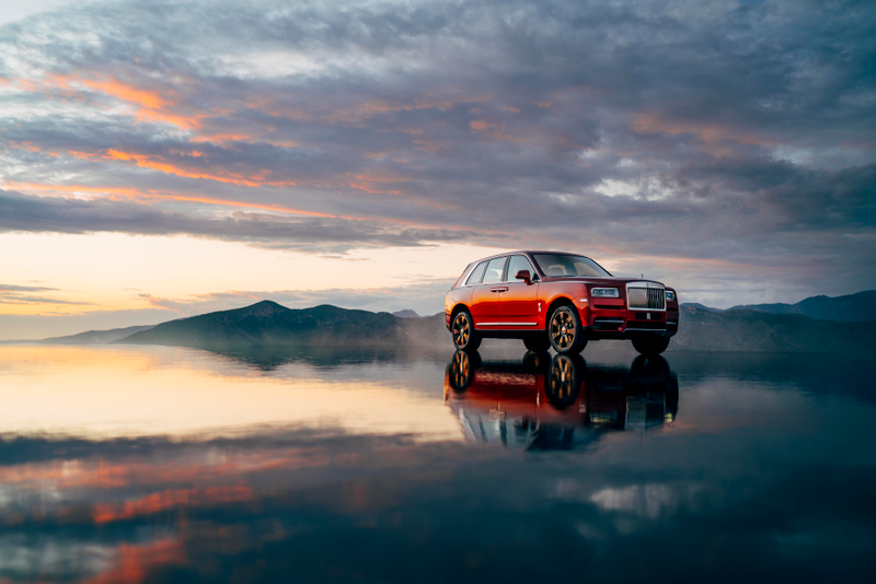 Illustration for article titled The 2019 Rolls-Royce Cullinan Is A Twin-Turbo V12 SUV Behemoth
